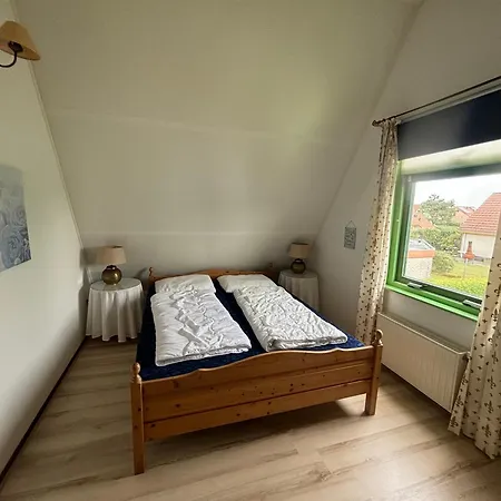 Holiday home Albatros 225